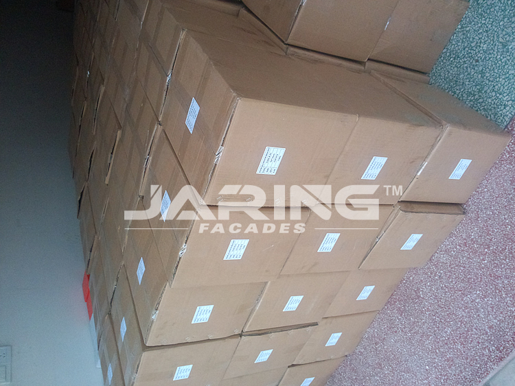 packing photos of aluminum marble clamp.jpg